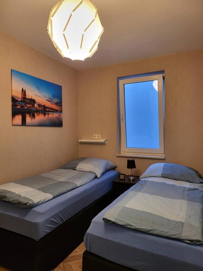 Gemuetliche Dachwohnung Mit Kleiner Oder Grosser Dachterrasse Nebeneinander Wolmirstedt エクステリア 写真