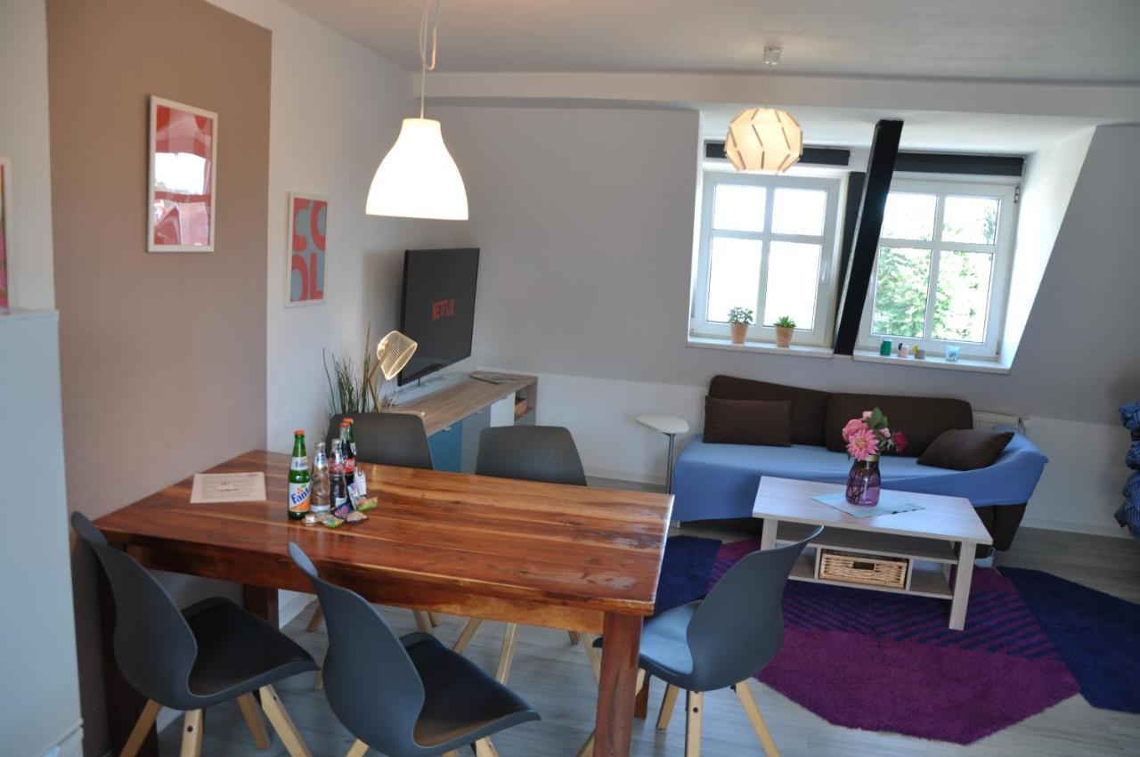 Gemuetliche Dachwohnung Mit Kleiner Oder Grosser Dachterrasse Nebeneinander Wolmirstedt エクステリア 写真